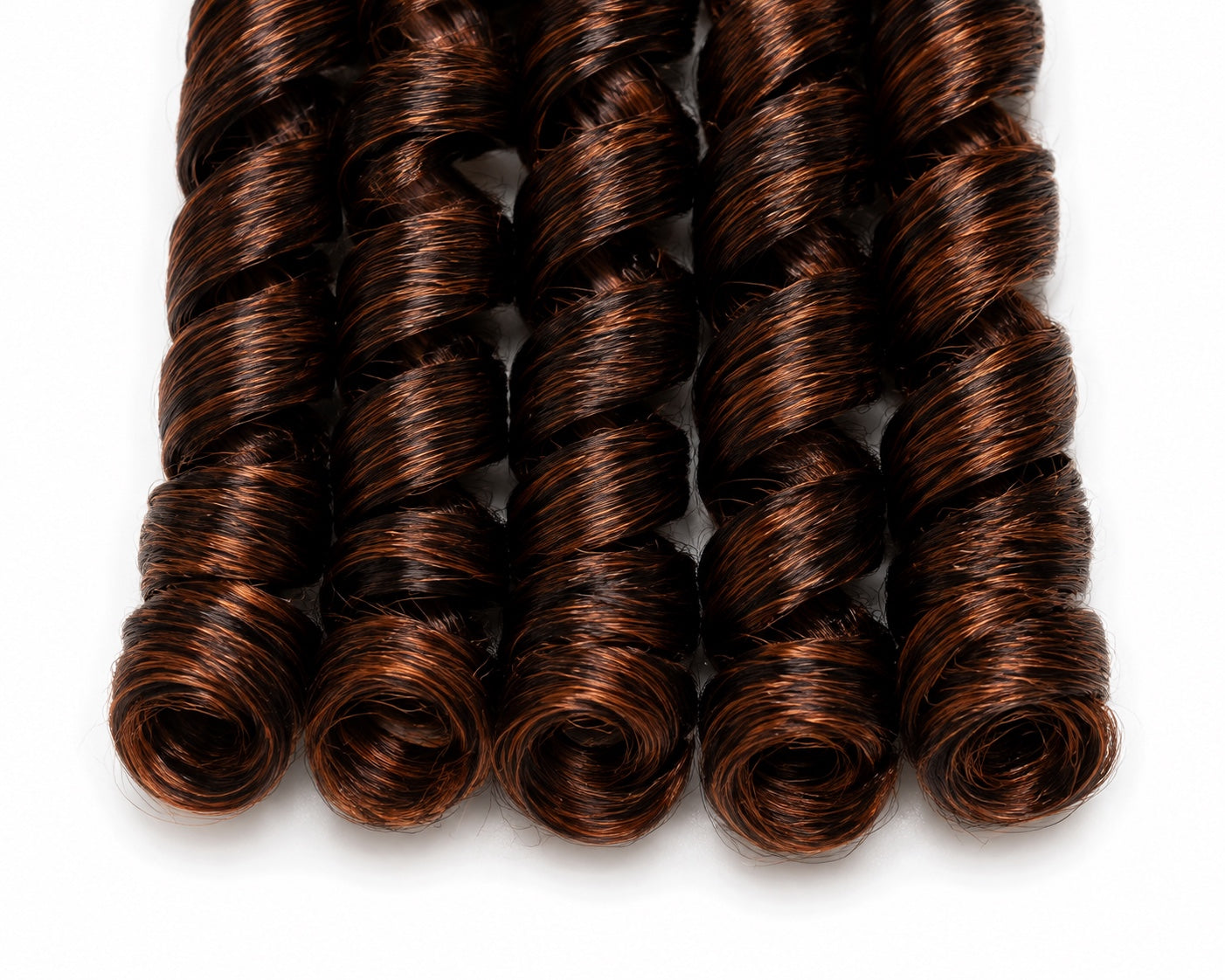 Close-up texture of Source Italy Curly crochet braid color T350