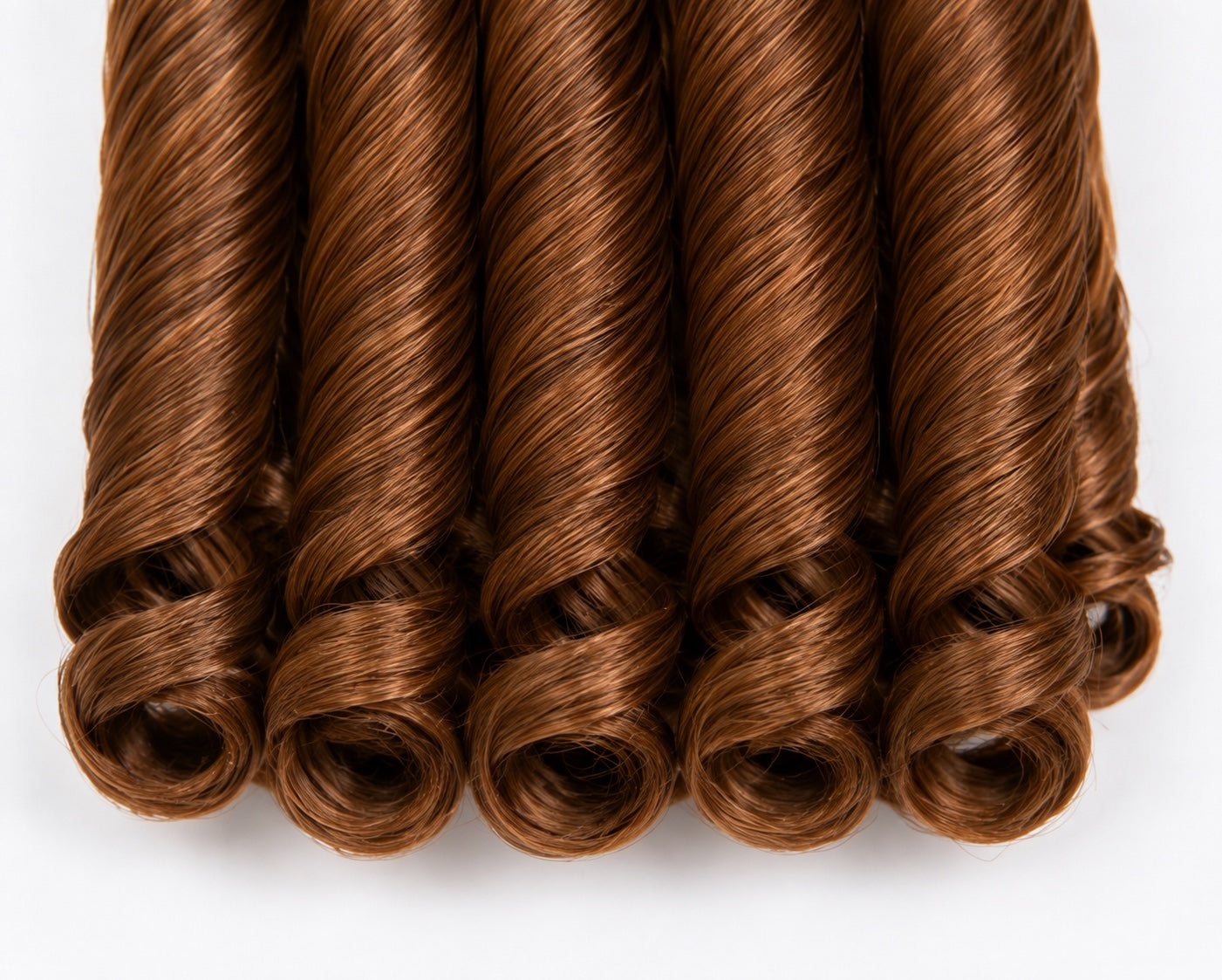Curled ends close-up of Source Vivitress French Curl Braid color 30